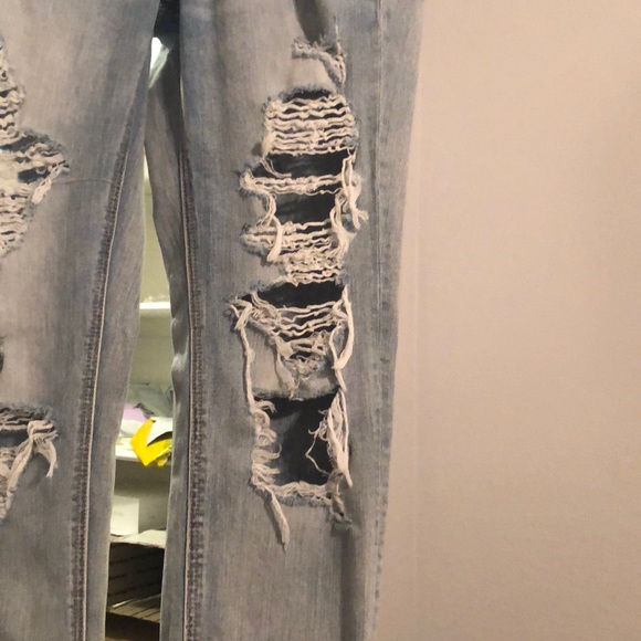 American Eagle girlfriend jeans - Picture 2 of 9